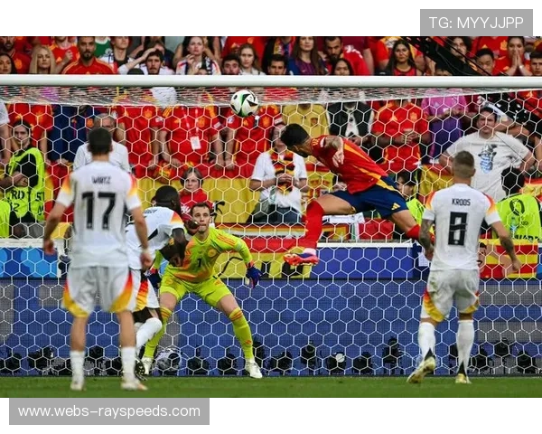 武斯科维奇头球破门瞬间，汉堡球迷欢呼响彻人民公园球场